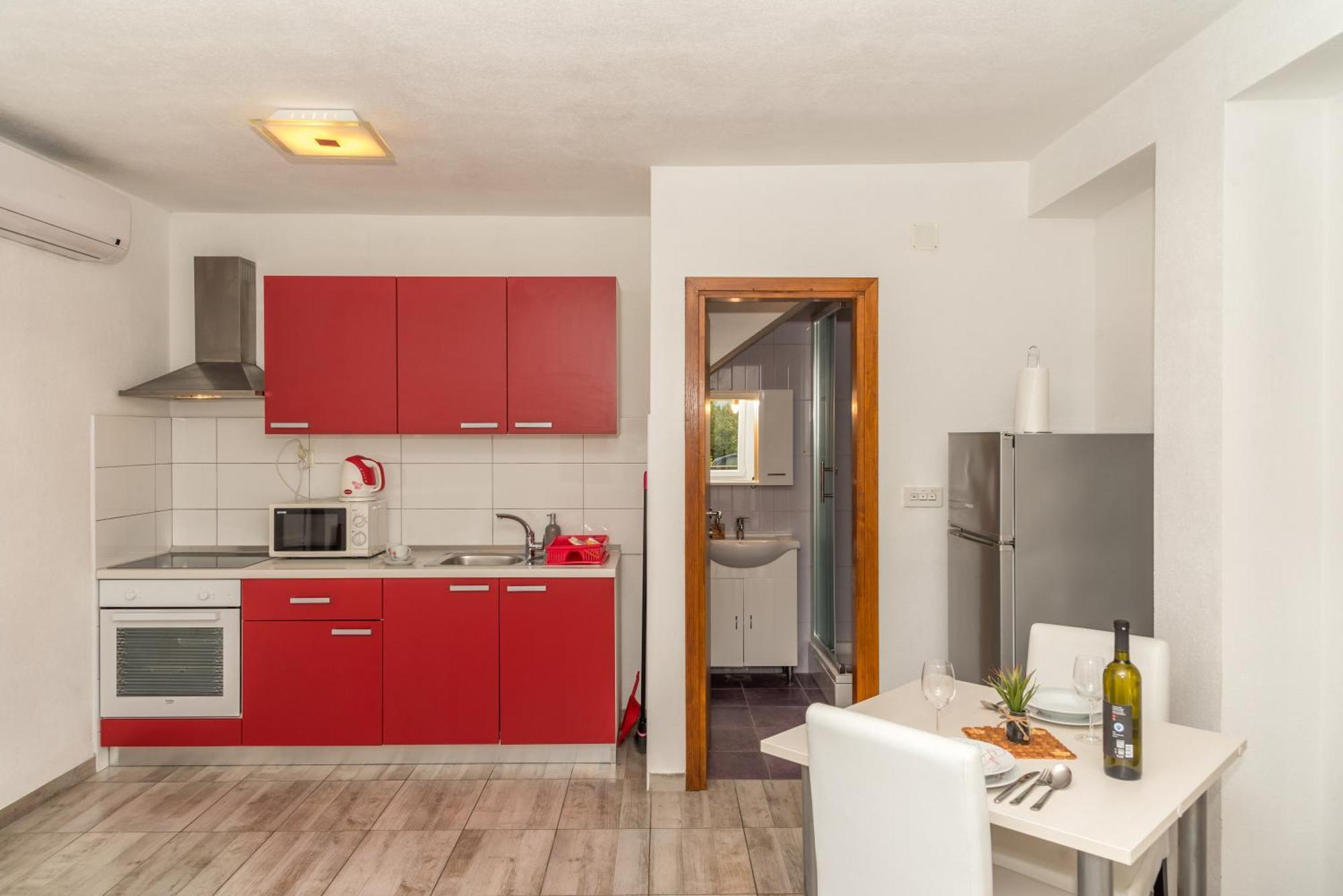 נין Studio Apartment מראה חיצוני תמונה