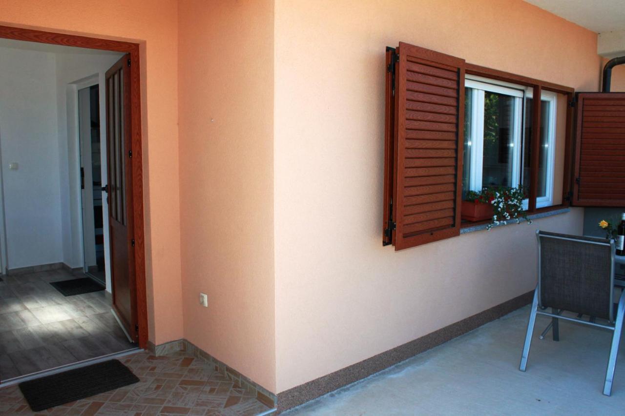 נין Studio Apartment מראה חיצוני תמונה